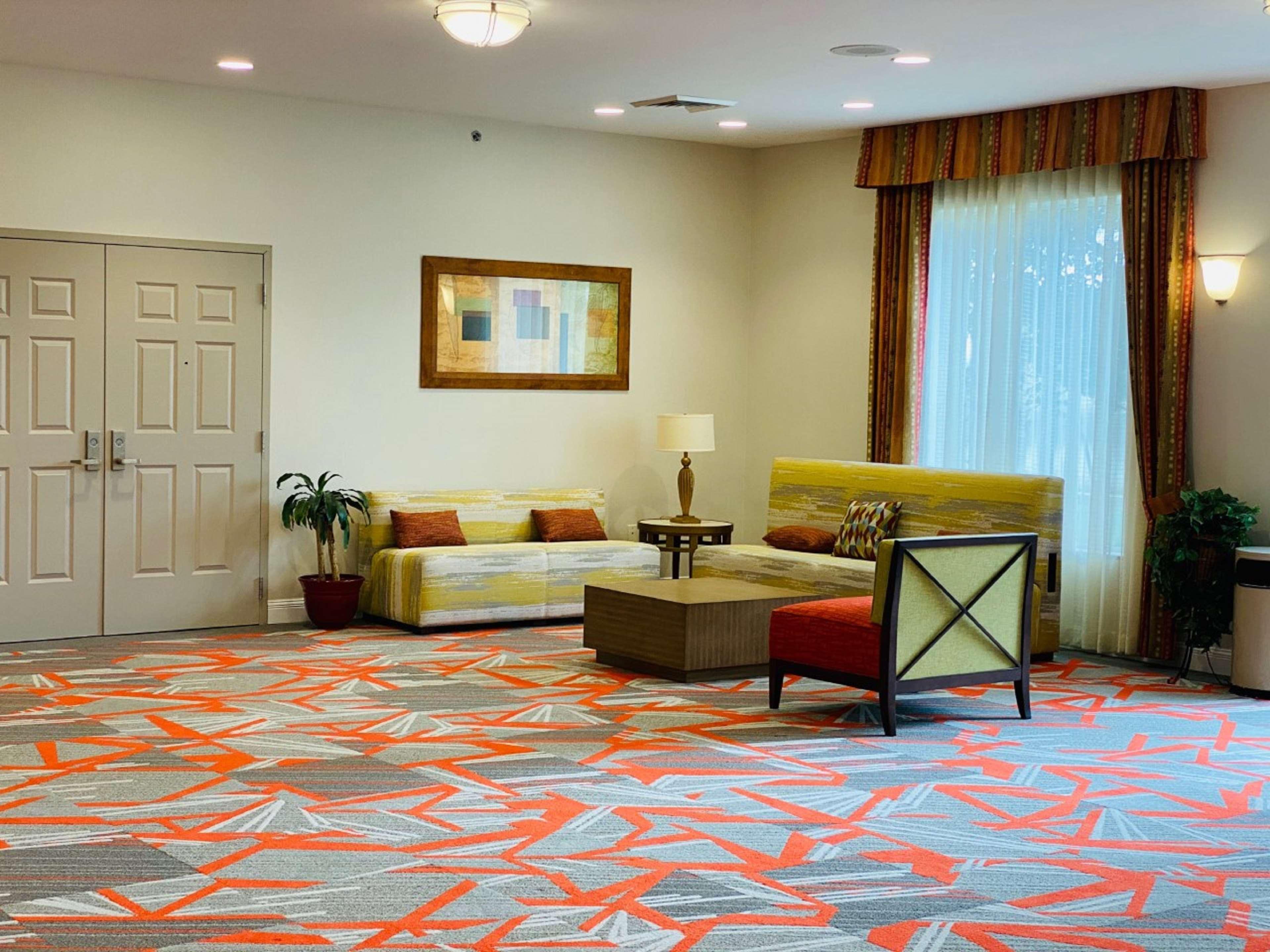 Hilton Garden Inn Columbia Exterior photo